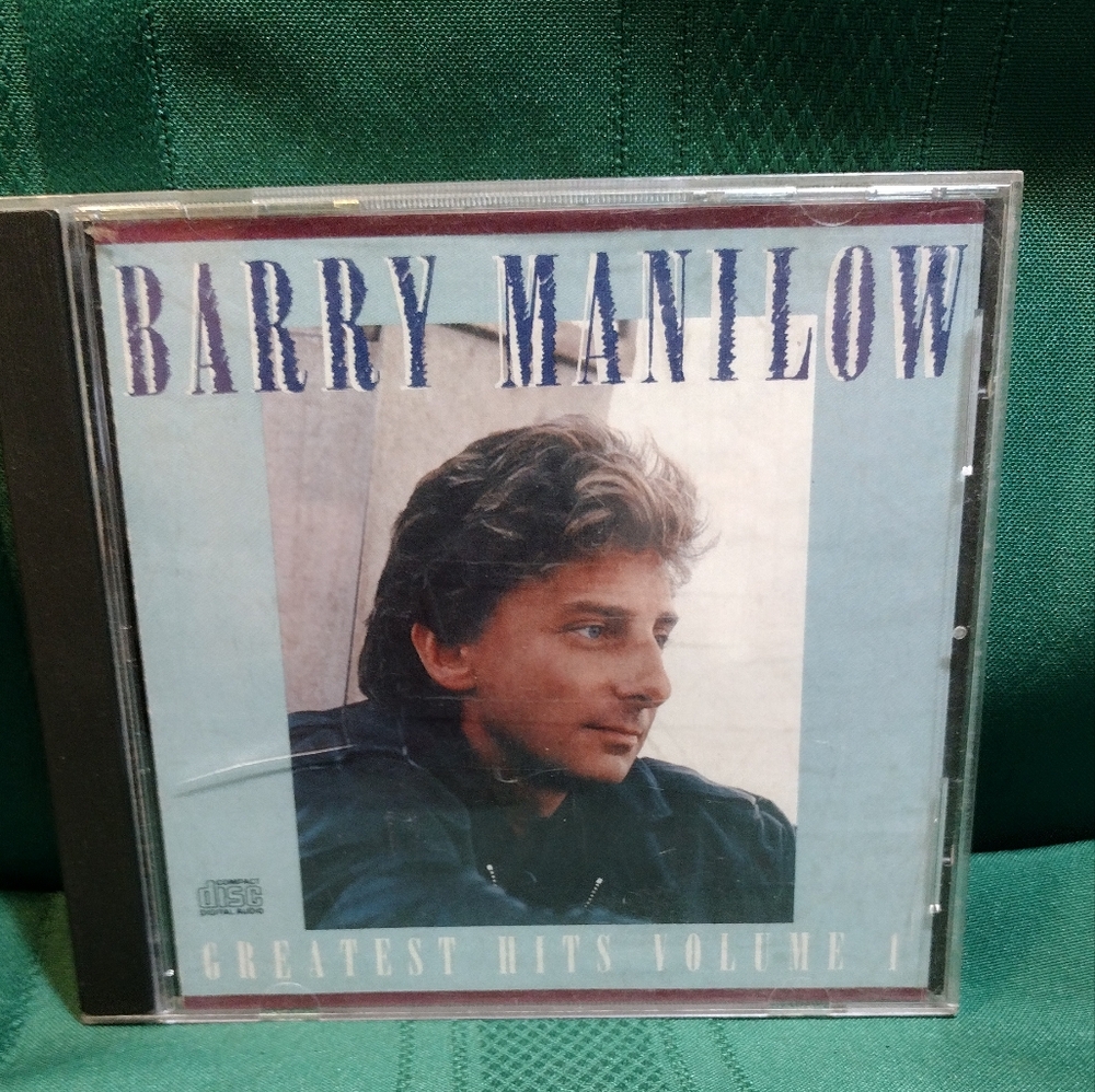 ⭐ BOGO ⭐ Barry Manilow CD ( GREATEST HITS VOLUME 1 )
